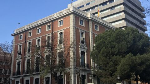 Acuerdo Interior–ACNUR 2026: España financia con 290.850 € el refuerzo del sistema de asilo